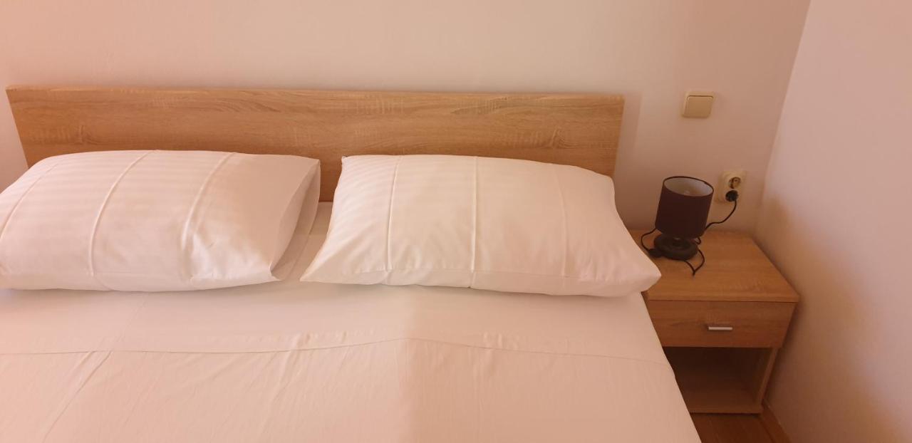 Apartments Pharia ييلسا المظهر الخارجي الصورة