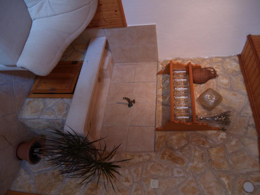 Apartments Pharia ييلسا الغرفة الصورة